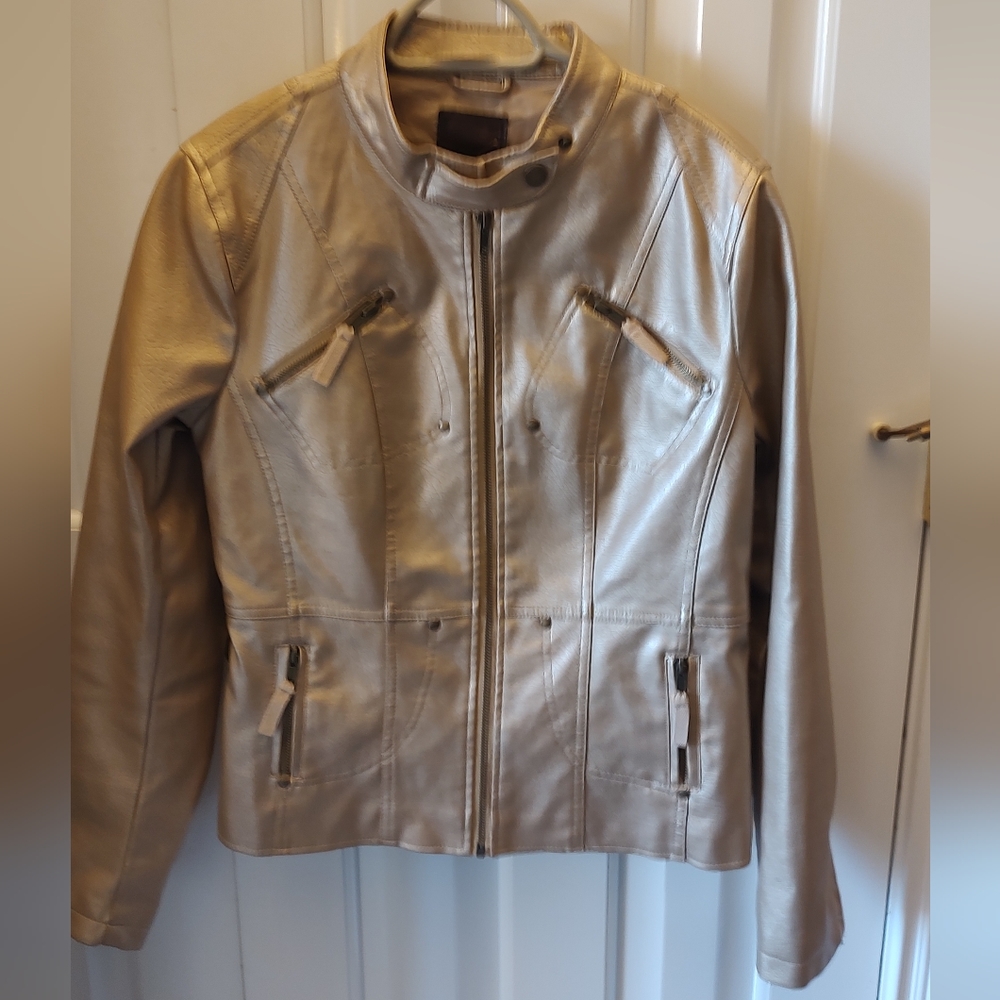 Gold coat women's large